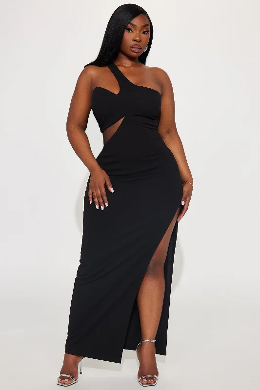 After Dinner Cocktail Maxi Dress - Black