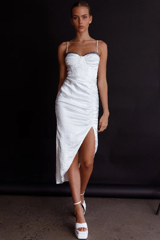 Fantasy Structured Bodice Ruched Midi Dress White