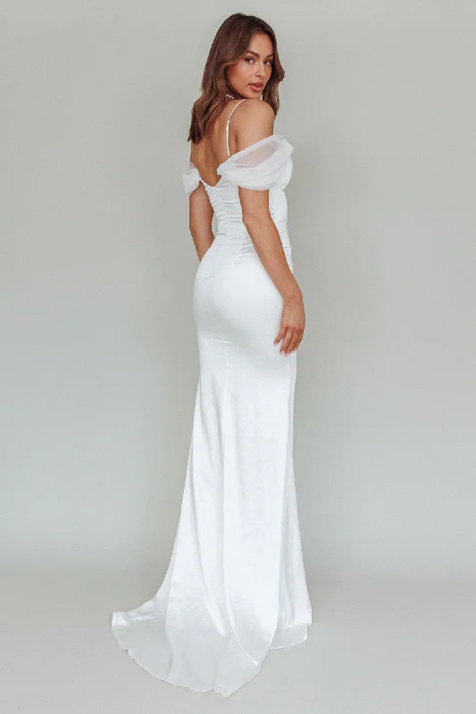 Keila Off-Shoulder Maxi Dress White